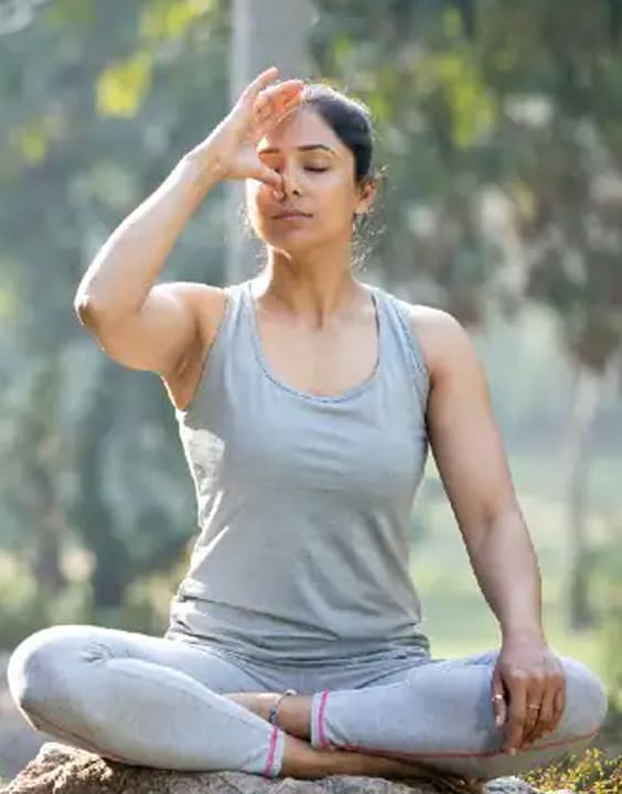 Nadi Shodhana - breathing exercise for weight loss