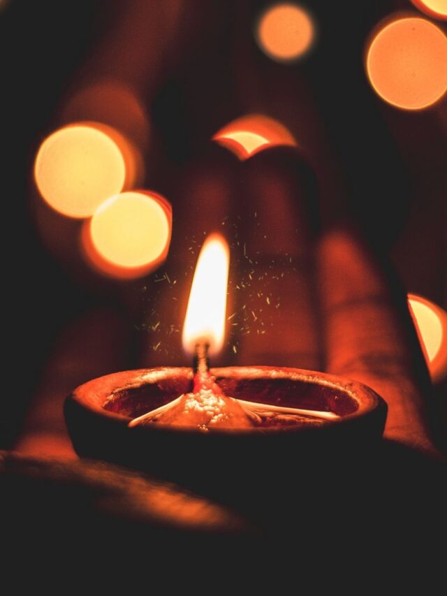9 Iconic Places To Experience Diwali Like Never Before