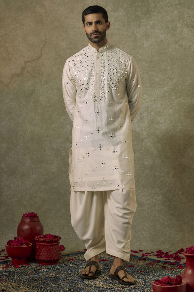 men wearing diwali kurta pajamas on diwali