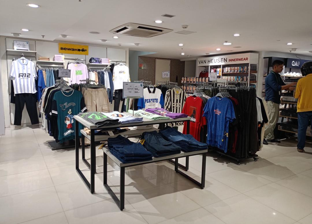 store-image